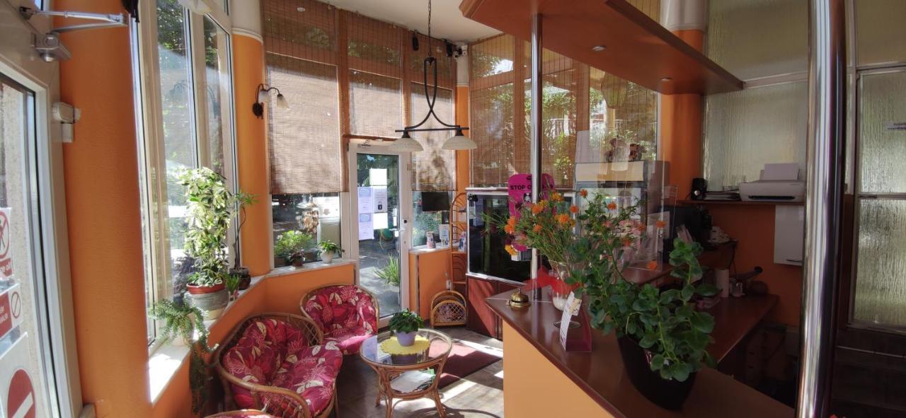 Hotel Oswaldo بودابست المظهر الخارجي الصورة